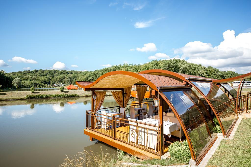 Buhta Vikingiv Hotel Vodniki Ngoại thất bức ảnh