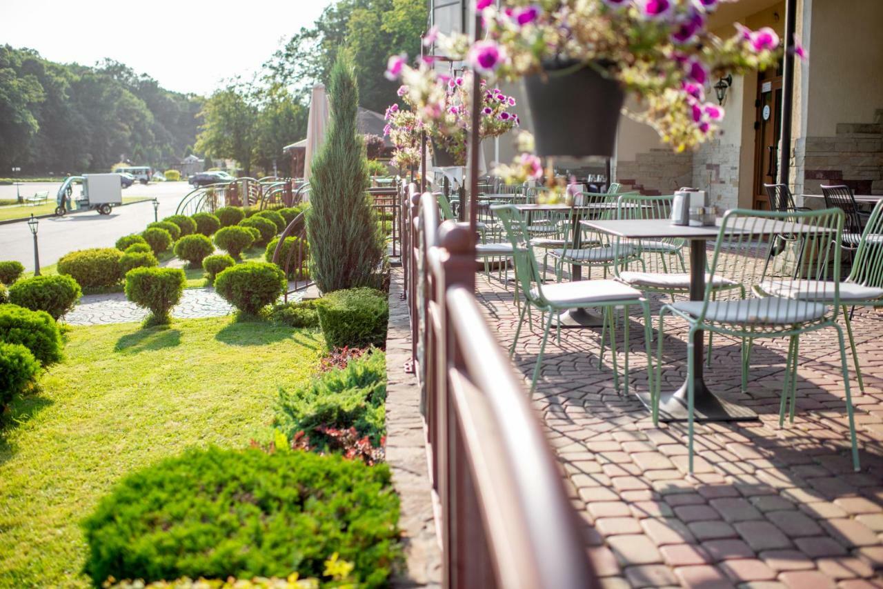 Buhta Vikingiv Hotel Vodniki Ngoại thất bức ảnh